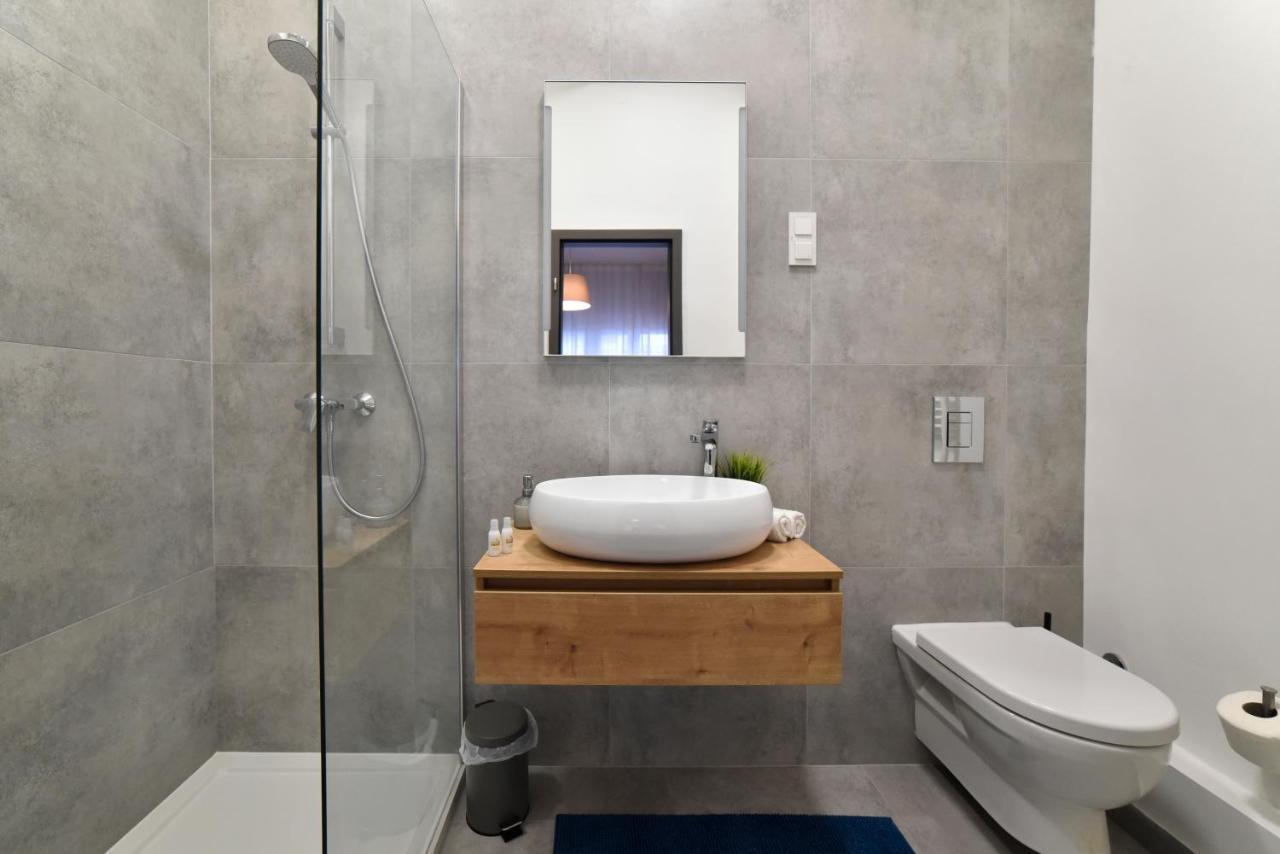 Zrinski Premium Suites & Rooms Zagreb Exteriör bild